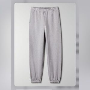 Aritzia TNA extra fleece sweatpants